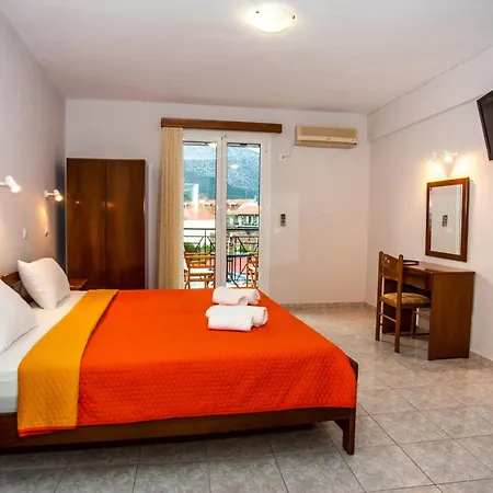 Captain Georgio Apartments Poros  Exterior photo