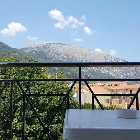 Captain Georgio Apartments Poros  Exterior photo